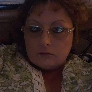 Meet your Posher, Jenifer